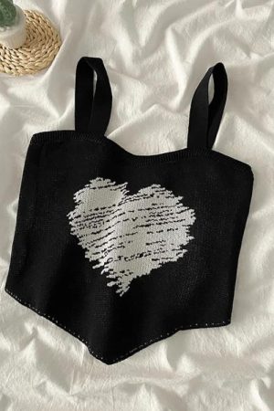 Quick Outfits, Modest Fashion Outfits Ideas Asymmetric Heart Knitted Crop Top