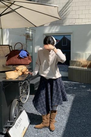 Quick Outfits, Modest Fashion Outfits Ideas Asymmetric Plaid Midi Skirt