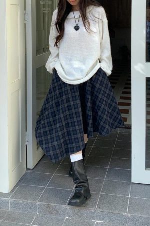 Quick Outfits, Modest Fashion Outfits Ideas Asymmetric Plaid Midi Skirt