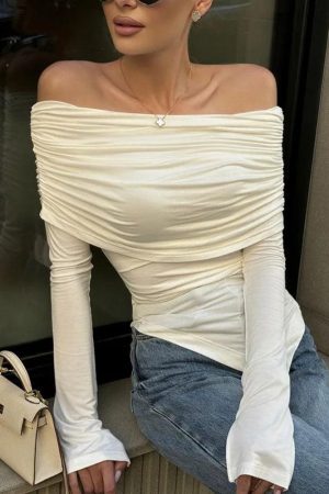 Quick Outfits, Modest Fashion Outfits Ideas Asymmetric Ruched Off Shoulder Top