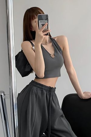 Quick Outfits, Modest Fashion Outfits Ideas Baddie Heart Ring Halter Top