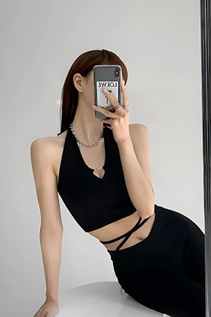 Quick Outfits, Modest Fashion Outfits Ideas Baddie Heart Ring Halter Top