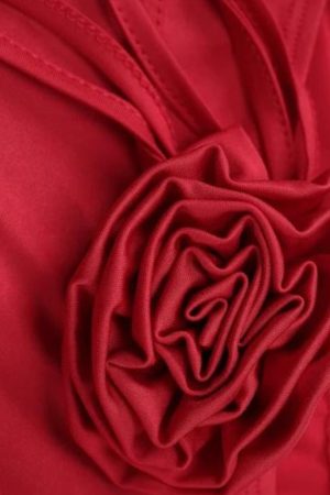 Quick Outfits, Modest Fashion Outfits Ideas Baddie Rose Asymmetric Off Shoulder Top