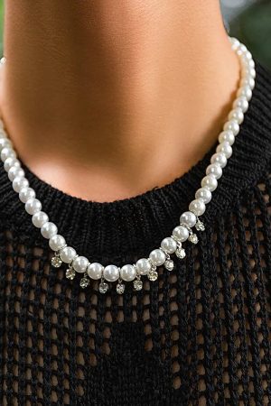 Quick Outfits, Modest Fashion Outfits Ideas Baroque Pearl Necklace