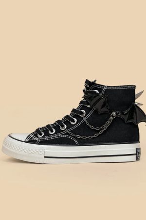 Quick Outfits, Modest Fashion Outfits Ideas Bat Wings Spiked Canvas Shoes