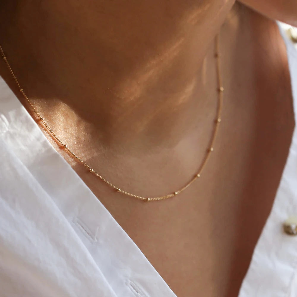 Quick Outfits, Modest Fashion Outfits Ideas Bead Chain Necklace Quick Outfits, Modest Fashion Outfits Ideas Bead Chain Necklace