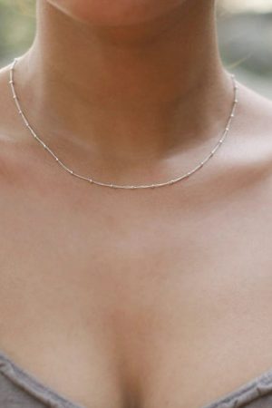 Quick Outfits, Modest Fashion Outfits Ideas Bead Chain Necklace