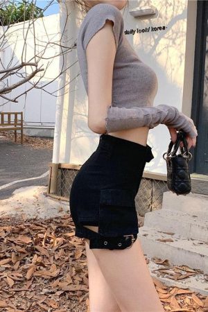 Quick Outfits, Modest Fashion Outfits Ideas Belt Detail Cargo Denim Shorts