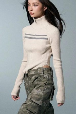 Quick Outfits, Modest Fashion Outfits Ideas Belted Back Turtleneck Cropped Cardigan