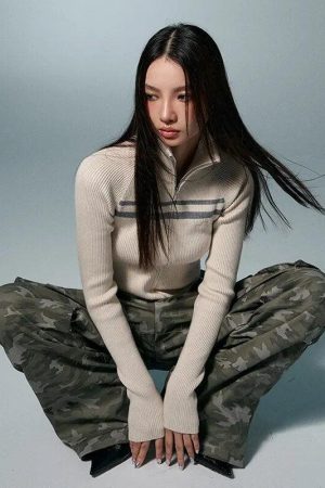 Quick Outfits, Modest Fashion Outfits Ideas Belted Back Turtleneck Cropped Cardigan