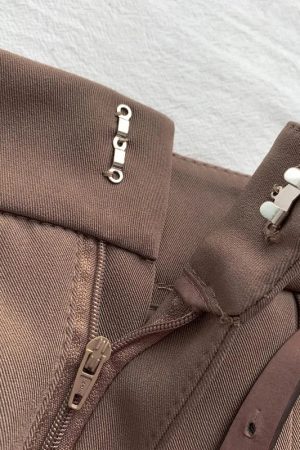 Quick Outfits, Modest Fashion Outfits Ideas Belted High Waisted Shorts