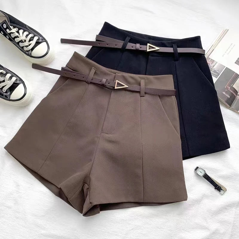 Quick Outfits, Modest Fashion Outfits Ideas Belted High Waisted Shorts Quick Outfits, Modest Fashion Outfits Ideas Belted High Waisted Shorts