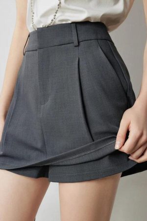 Quick Outfits, Modest Fashion Outfits Ideas Black Mini Skort