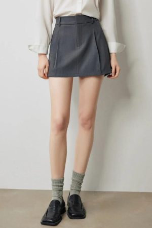 Quick Outfits, Modest Fashion Outfits Ideas Black Mini Skort