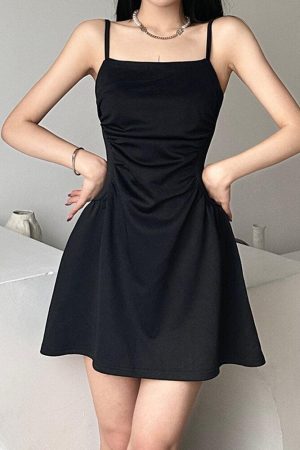 Quick Outfits, Modest Fashion Outfits Ideas Black Sleeveless Mini Dress
