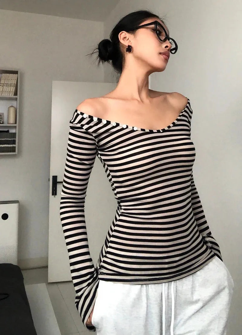 Quick Outfits, Modest Fashion Outfits Ideas Black & White Striped Top Quick Outfits, Modest Fashion Outfits Ideas Black & White Striped Top