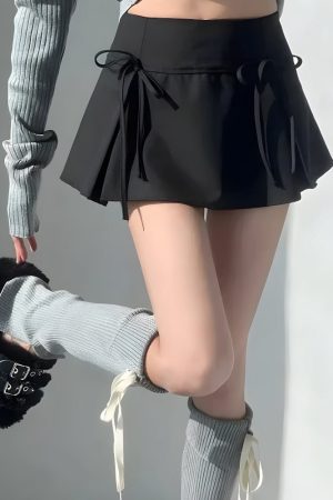 Quick Outfits, Modest Fashion Outfits Ideas Bow Pleated Mini Skirt