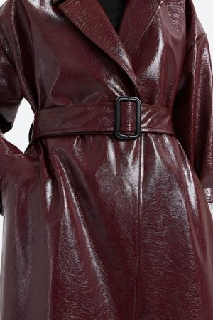 Quick Outfits, Modest Fashion Outfits Ideas Burgundy Faux Leather Coat