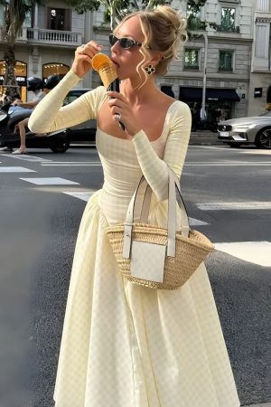 Quick Outfits, Modest Fashion Outfits Ideas Butter Yellow Maxi Dress