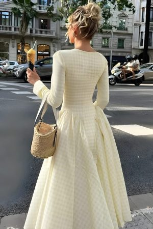 Quick Outfits, Modest Fashion Outfits Ideas Butter Yellow Maxi Dress