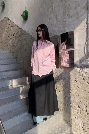 Quick Outfits, Modest Fashion Outfits Ideas Button-Up Striped Shirt With Striped Tie