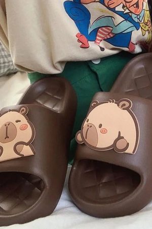 Quick Outfits, Modest Fashion Outfits Ideas Capybara Rubber Slippers