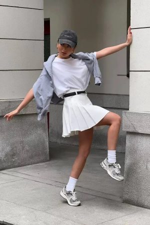 Quick Outfits, Modest Fashion Outfits Ideas Casualcore Pleated Mini Skirt
