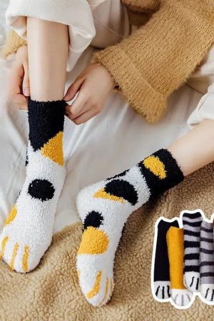 Quick Outfits, Modest Fashion Outfits Ideas Cat Paw Plush Socks