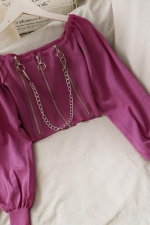 Quick Outfits, Modest Fashion Outfits Ideas Chain Detailed Square Neck Crop Top