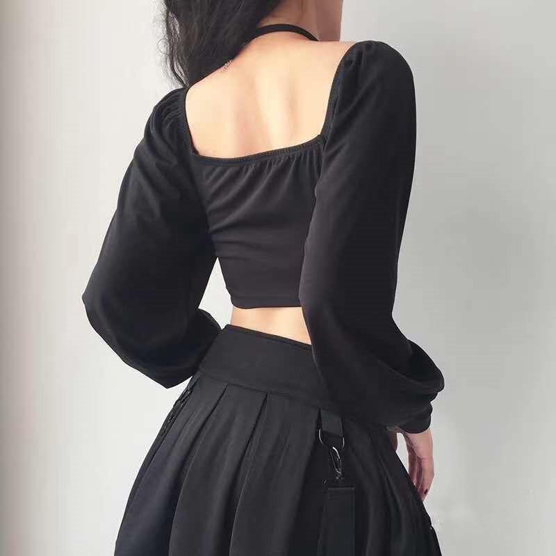 Quick Outfits, Modest Fashion Outfits Ideas Chain Detailed Square Neck Crop Top Quick Outfits, Modest Fashion Outfits Ideas Chain Detailed Square Neck Crop Top