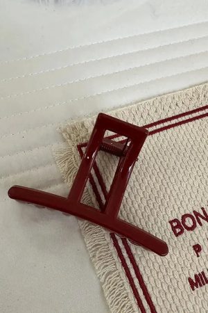 Quick Outfits, Modest Fashion Outfits Ideas Cherry Hair Claws