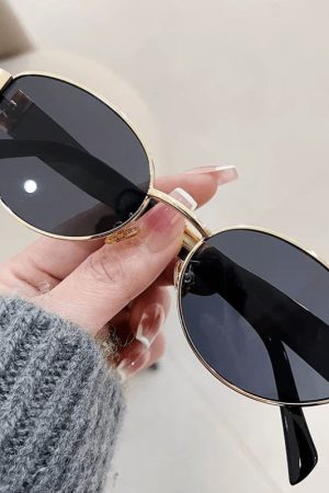 Quick Outfits, Modest Fashion Outfits Ideas Classic Oval Sunglasses