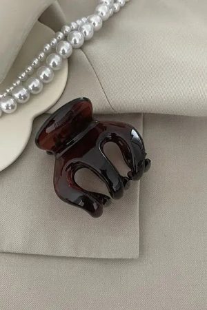 Quick Outfits, Modest Fashion Outfits Ideas Coffee Hair Claws