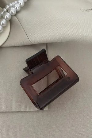 Quick Outfits, Modest Fashion Outfits Ideas Coffee Hair Claws