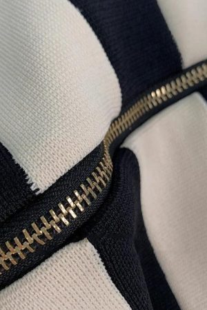 Quick Outfits, Modest Fashion Outfits Ideas Contrast Color Tube Top