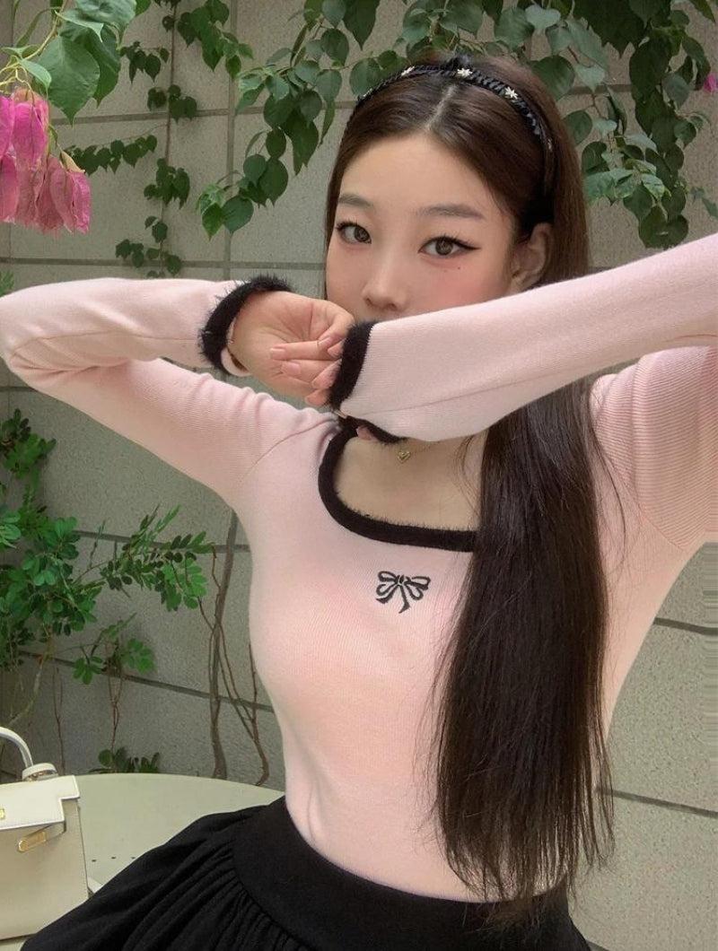 Quick Outfits, Modest Fashion Outfits Ideas Coquette Bow Fluffy Neck Top Quick Outfits, Modest Fashion Outfits Ideas Coquette Bow Fluffy Neck Top