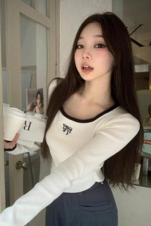 Quick Outfits, Modest Fashion Outfits Ideas Coquette Bow Fluffy Neck Top