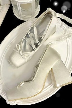 Quick Outfits, Modest Fashion Outfits Ideas Coquette Bow Lace Up High Heels