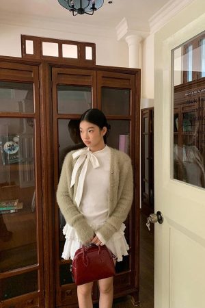 Quick Outfits, Modest Fashion Outfits Ideas Coquette Bow Neck Blouse