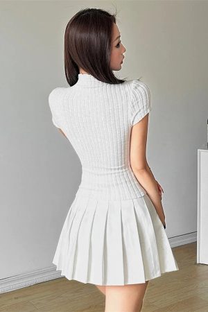 Quick Outfits, Modest Fashion Outfits Ideas Coquette Bow Patch Tee