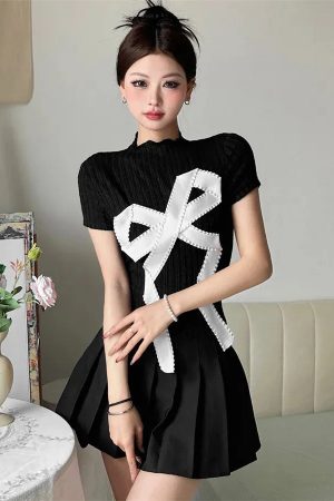 Quick Outfits, Modest Fashion Outfits Ideas Coquette Bow Patch Tee