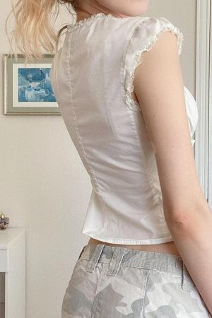 Quick Outfits, Modest Fashion Outfits Ideas Coquette Cap Sleeve Lace Up Top