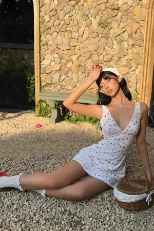 Quick Outfits, Modest Fashion Outfits Ideas Coquette Cherry Plunge Neck Mini Dress