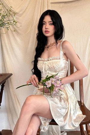 Quick Outfits, Modest Fashion Outfits Ideas Coquette Floral Satin Mini Dress