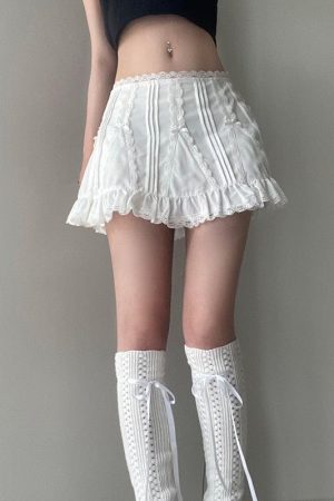Quick Outfits, Modest Fashion Outfits Ideas Coquette Frill Hem Mini Skirt