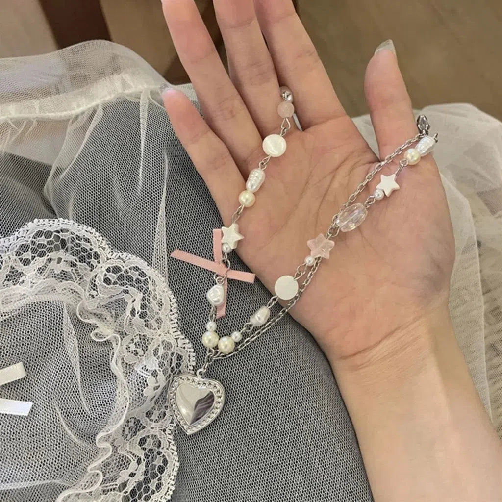 Quick Outfits, Modest Fashion Outfits Ideas Coquette Heart Pearl Beaded Necklace Quick Outfits, Modest Fashion Outfits Ideas Coquette Heart Pearl Beaded Necklace