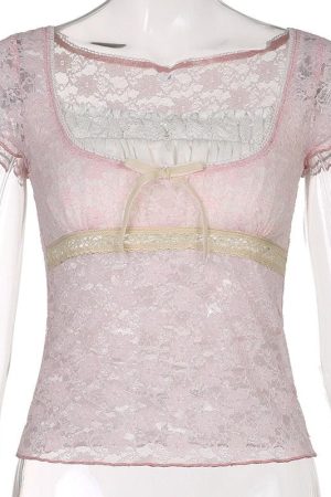 Quick Outfits, Modest Fashion Outfits Ideas Coquette Lace Detailed Top