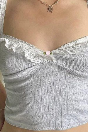 Quick Outfits, Modest Fashion Outfits Ideas Coquette Lace Trimming Crop Top