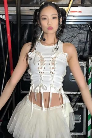 Quick Outfits, Modest Fashion Outfits Ideas Coquette Lace Up Bow Top