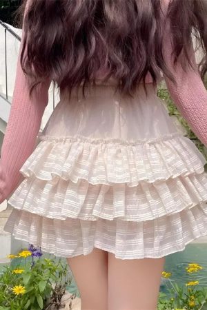 Quick Outfits, Modest Fashion Outfits Ideas Coquette Ruffle Mini Skirt